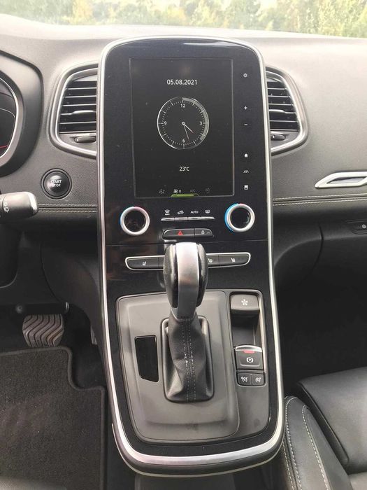 Renault Grand Scénic 1.6 BOSE EDITION 160 CV 7 lugares - 17