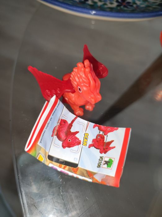 Kinder niespodzianka Applaydu smok