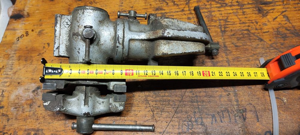 Топор 1962р. У-7. сокира клоун СССР рідна ручка