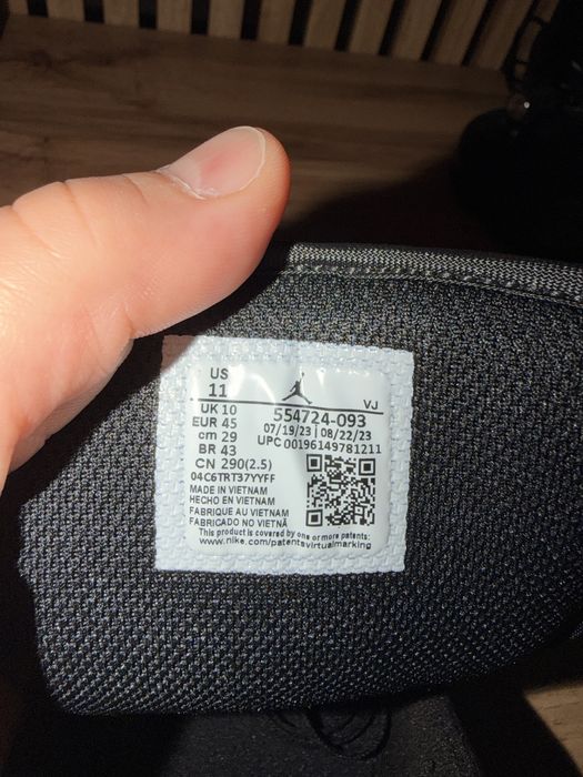Nowe Nike Air Jordan 1 MID czsrne 45