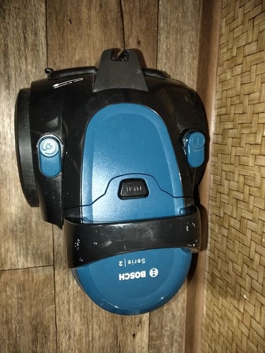 Пилосос без мешка BOSCH Series 2