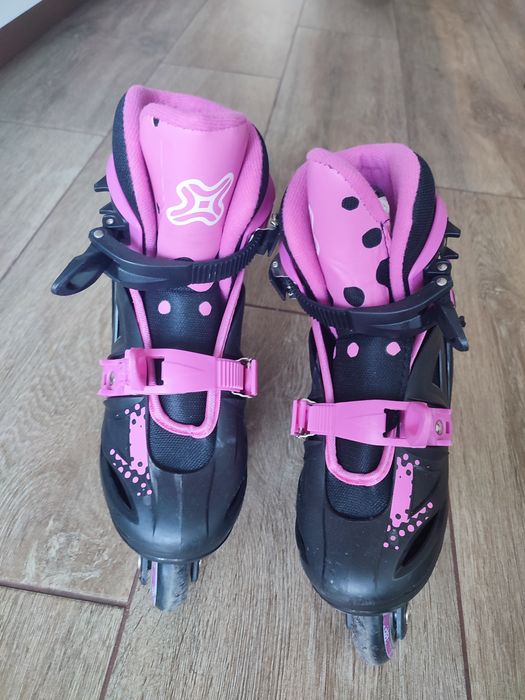 Patins e capacete T 31 a 35