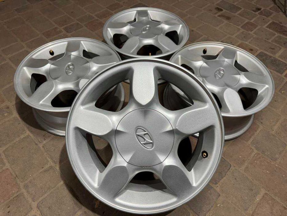 Диски R15 4x114.3 Hyundai Mitsubishi Lancer Galant Colt Kia