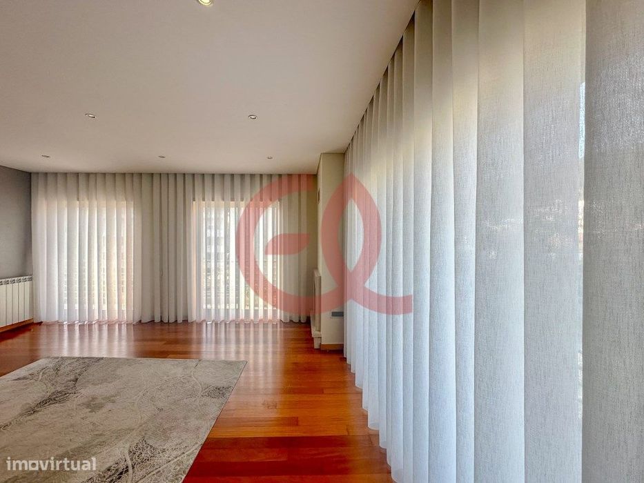 Apartamento T3 - Cova, Meadela