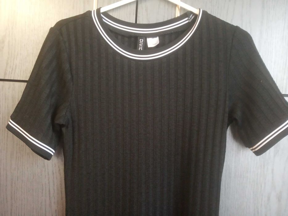 Sukienka czarna w prążki H&M  r.36
