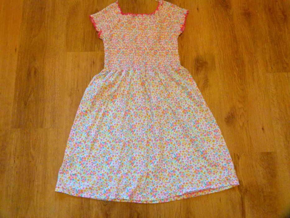 rozm 140 St.Bernard sukienka lato biała w kwiatuszki góra marszczona