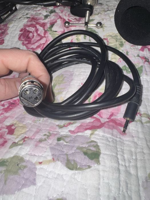 Zestaw mikrofon + zasilacz i kable