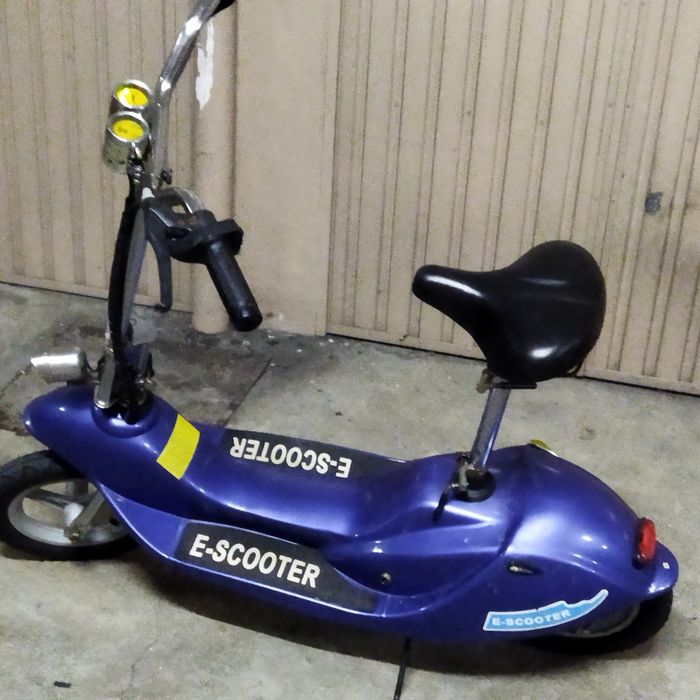 Scooter elétrica
