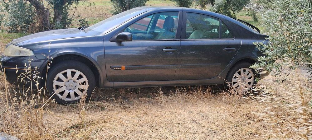 Renault Laguna - Veículo parado, embraiagem precisa de ser mudada, ele andava antes deste problema