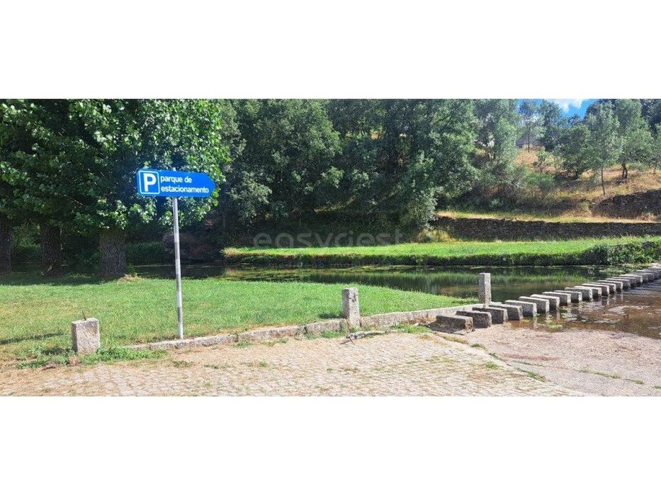 Moradia para recuperar, com terreno, Angueira-Vimioso