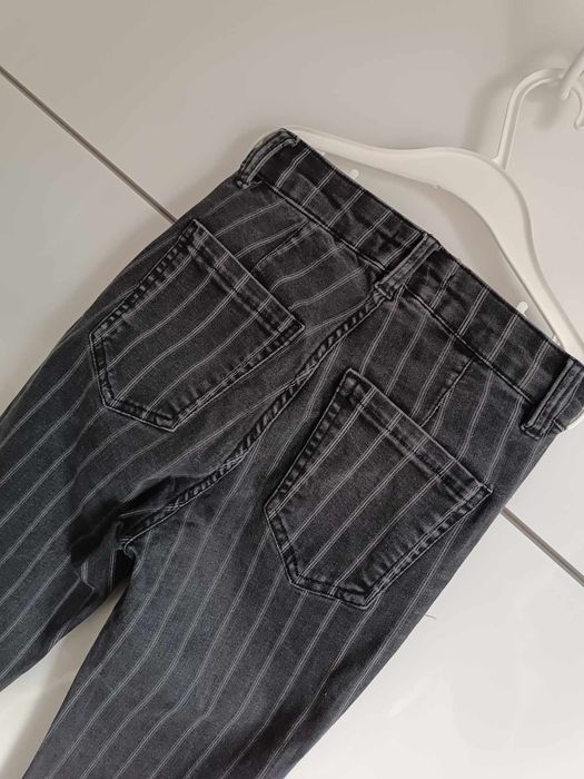 Spodnie jeansowe rurki Bershka r32
