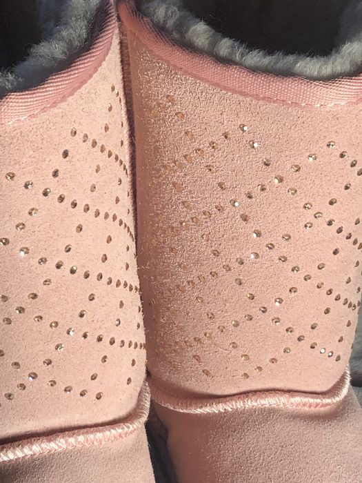 Ugg рожеві с камінцями 39 розмір