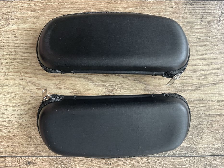 Etui ochronne na okulary Vasco. Stan bdb. 2 sztuki.