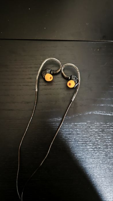 Iem 7hz x crinacle zero:2
