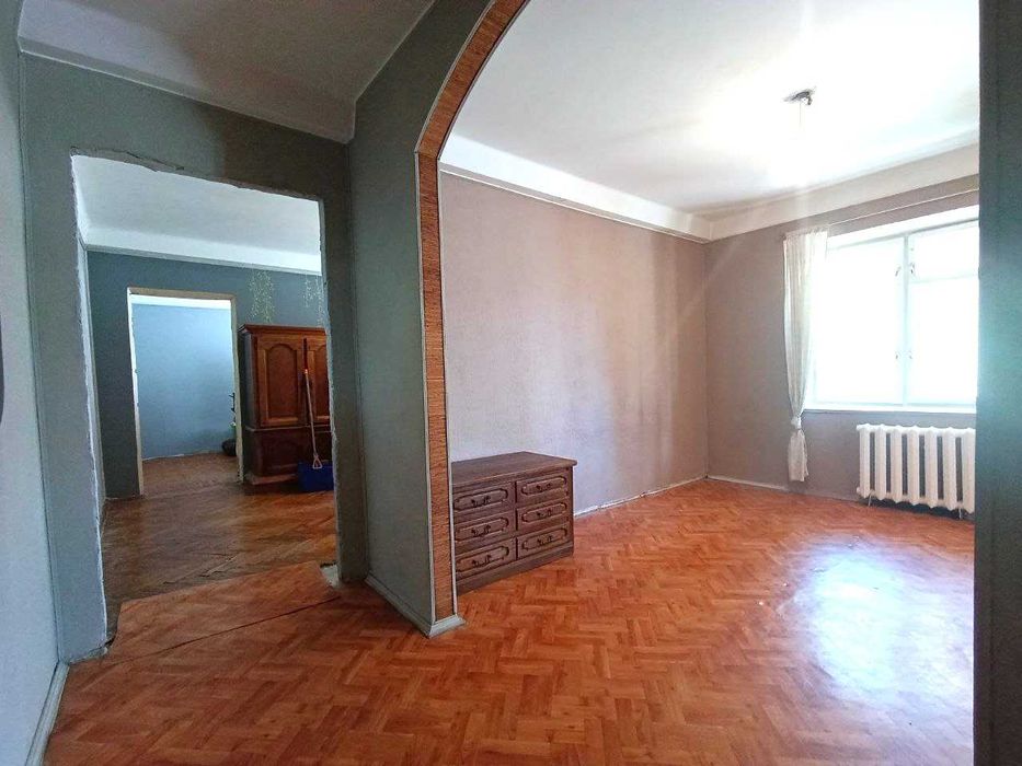 Без комісії! Продам 3к.кв. біля ст.м.Житомирська і Академмістечко!