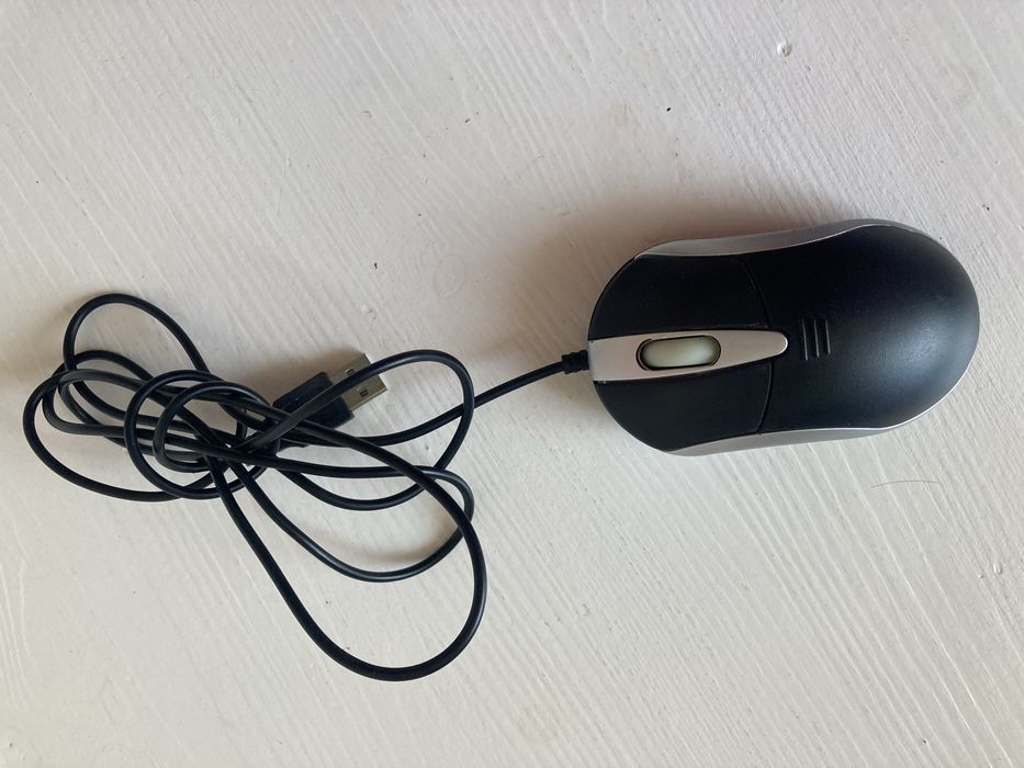 Комплект Microsoft 2000 (клавиатура + мышь, беспроводные)