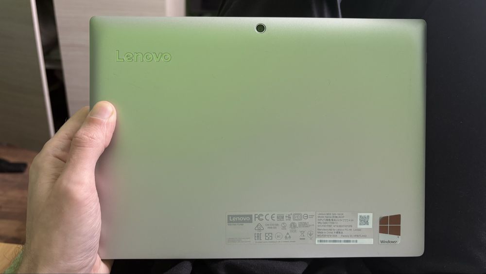 Tablet 2w1 Lenovo