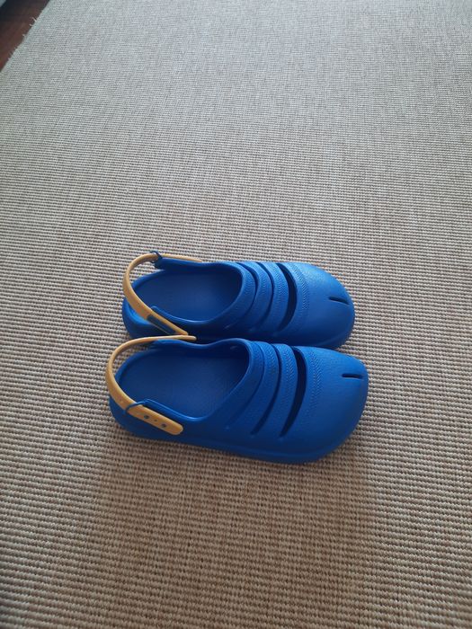 Calçado criança - Crocs
