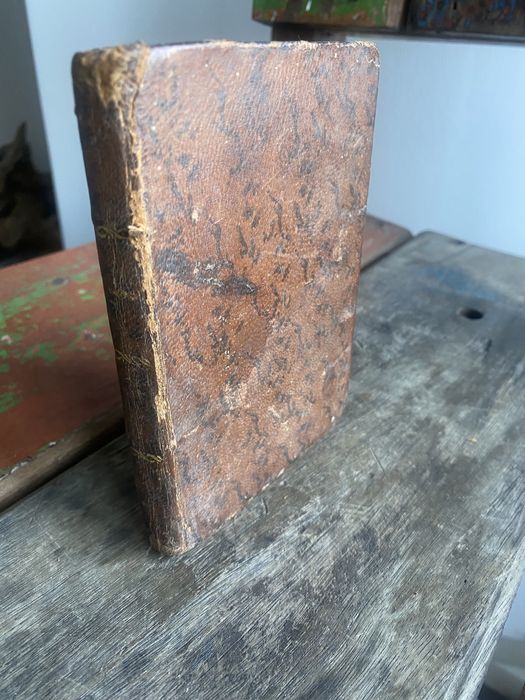 Livros seculares (séc.18 e 19)