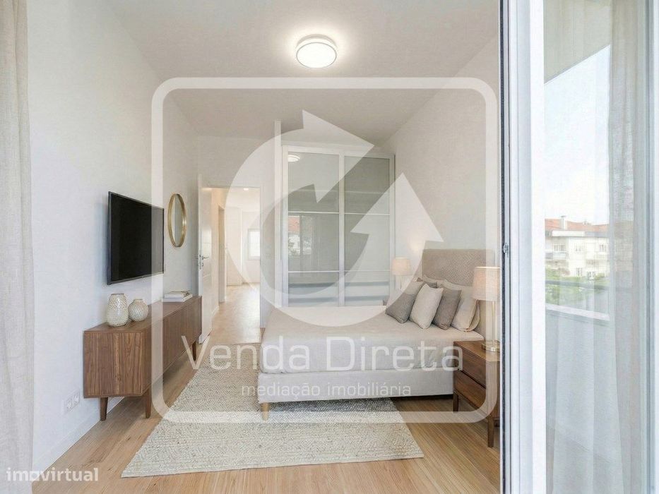 T2 Totalmente Remodelado com 3 Varandas | A 5 min do Cais Fluvial d...