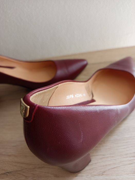 Czółenka Baldaccini