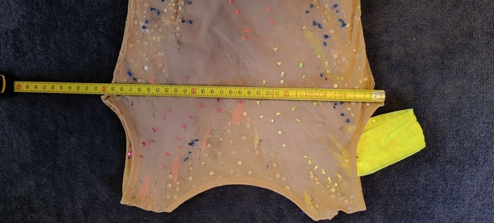 купальник для  гімнастики + камінці,на 118-126 зріст.