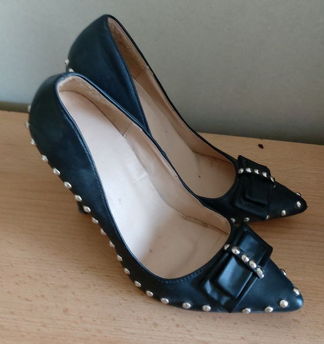 Sprzedam Buty damskie 37