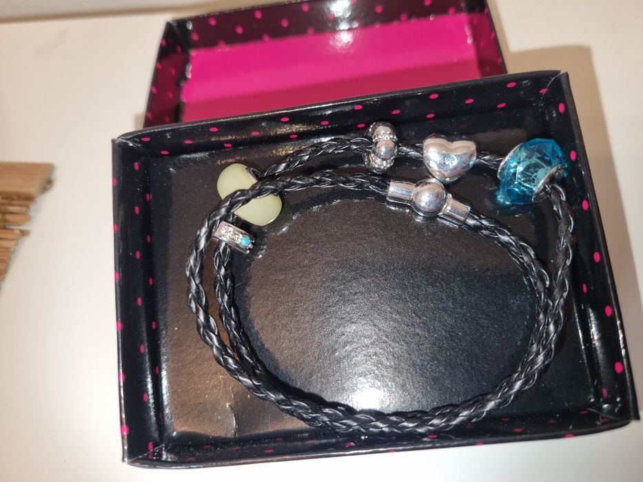 Bransoletka Avon PIPER