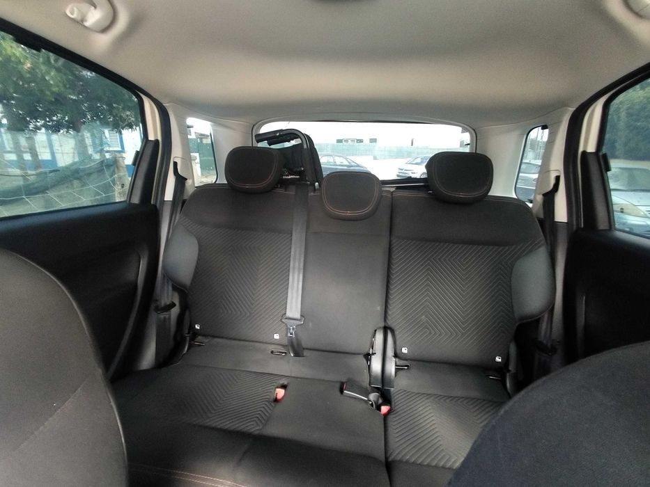 FIAT 500L Cross S-Design