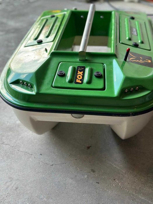 Łódka karpiowa _ zanętowa