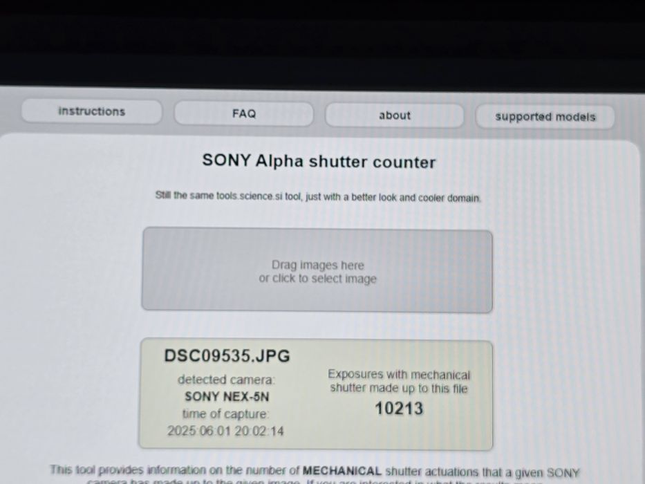 Беззеркальная камера Sony NEX 5N + 18-55