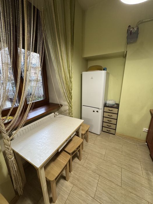 ОРЕНДА 3 кімнатна квартира в.Єфремова