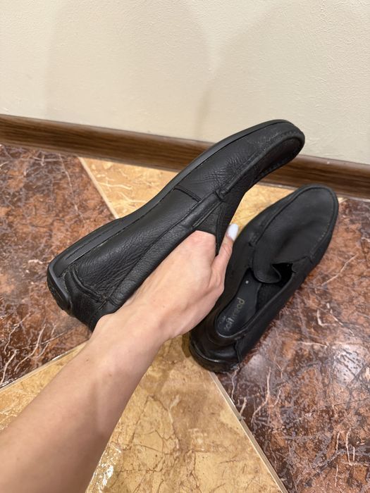Чоловічі мокасини Clarks