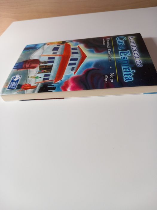 Livro: Aconteceu na Casa Espírita