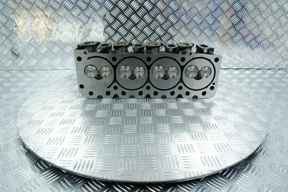 Głowica do silnika Deutz F4L1011. Cylinder head Deutz 1011