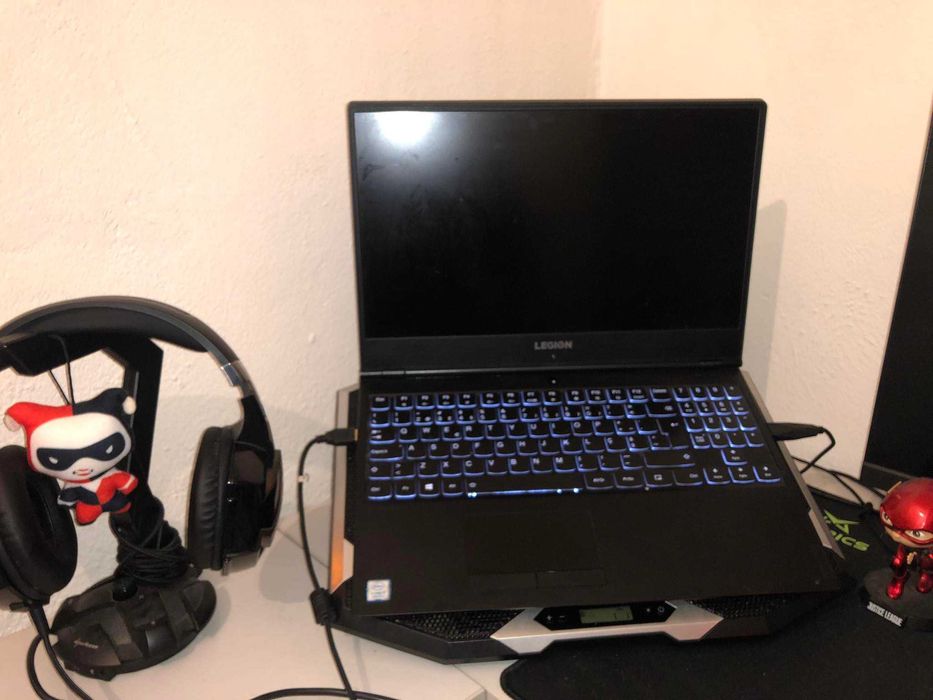 Portátil Gaming LENOVO Legion Y54015IRH757