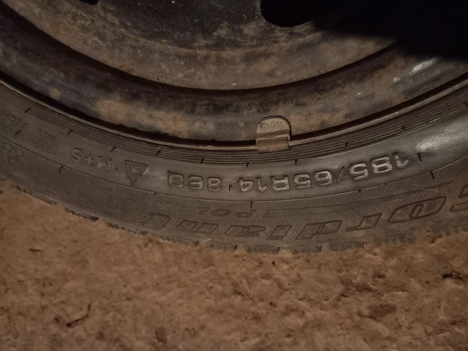 Зимові шини на дисках r14.  4 шт.