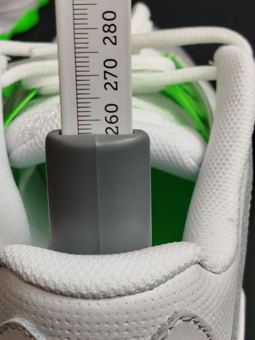 Buty firmy Nike Reax 8TR Mesh