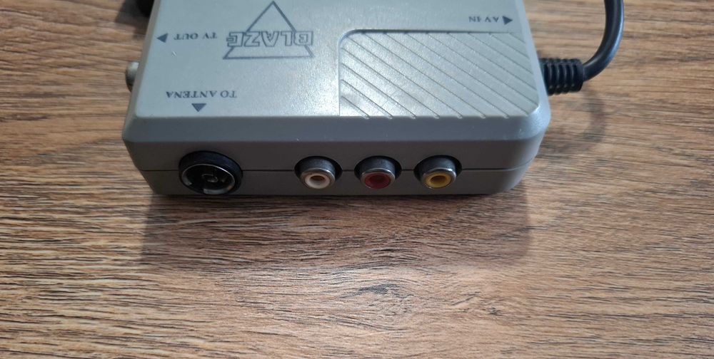 Modulator RF (RF Unit) firmy Blaze