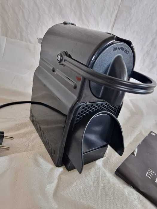 Nespresso Inissia Ekspres do Kawy