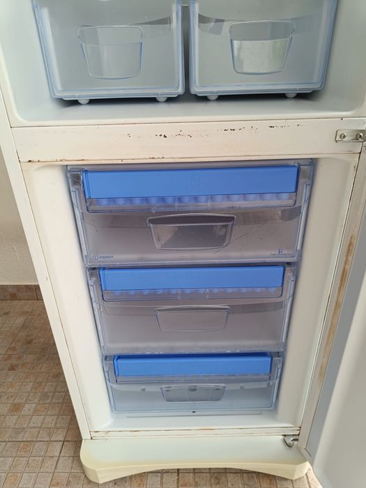 Frigorifico indesit