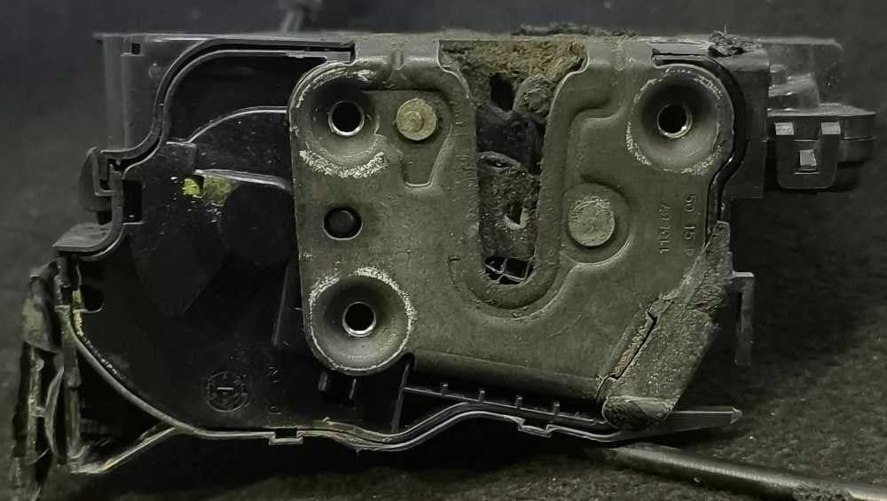 Fechadura / Fecho Porta Frente Direito - RENAULT MEGANE IV Hatchback