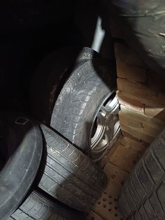 Продам колеса в зборі на 14  Жигулі  стояли на 15 моделі