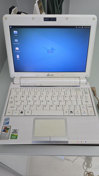 Asus EEE PC 901 - mini PC clássico