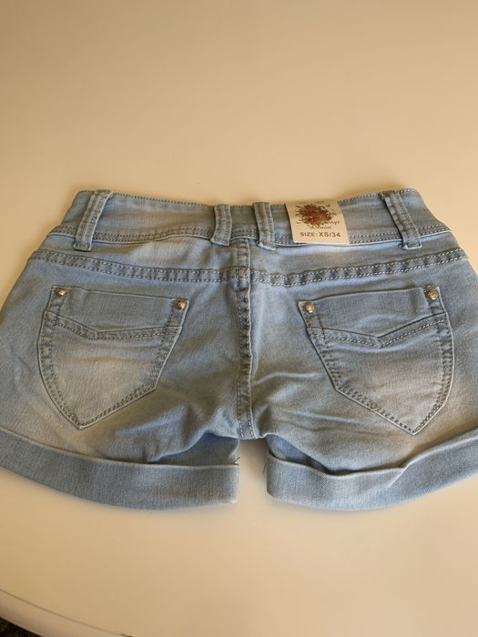 Vendo lote de roupa usada