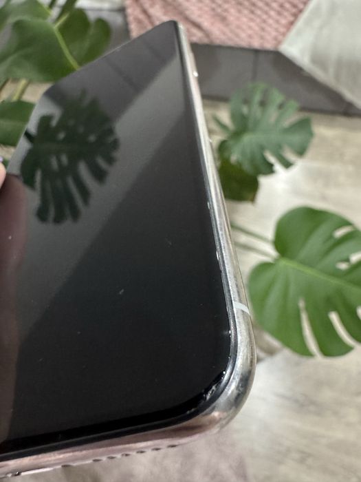 Iphone 11 pro bialy