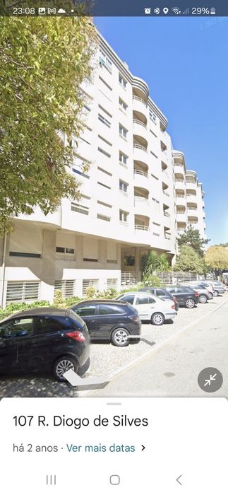 Arrecadação / mini armazém/ box/ arrumos rua Diogo de Silves