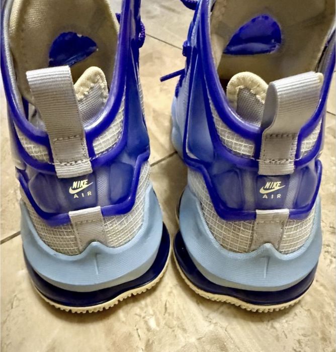 Кросівки NIKE LEBRON 19