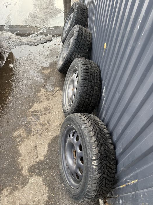 Koła stalowe 15 felgi serduszka 4x100 opony zimowe 185/55 r15