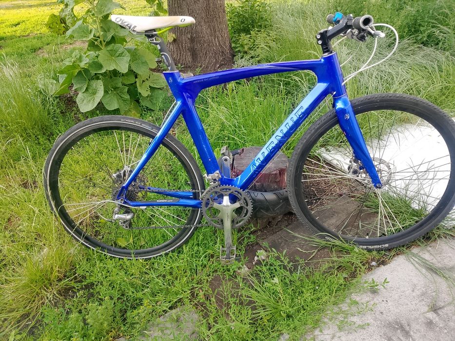 Rower szosowy BARDZO ładny  Lekki